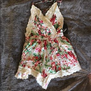 Beautiful Paper Heart romper from LF! Brand new!